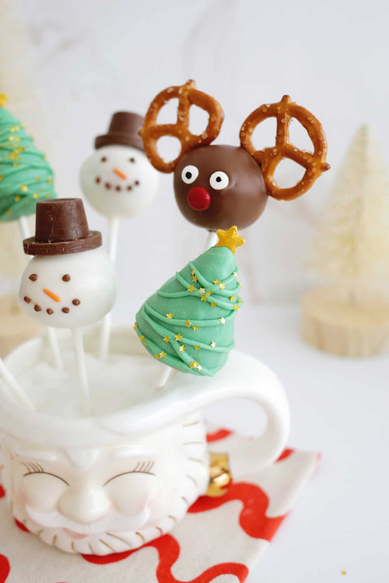 Christmas cake pops reindeer, snowman, and tree