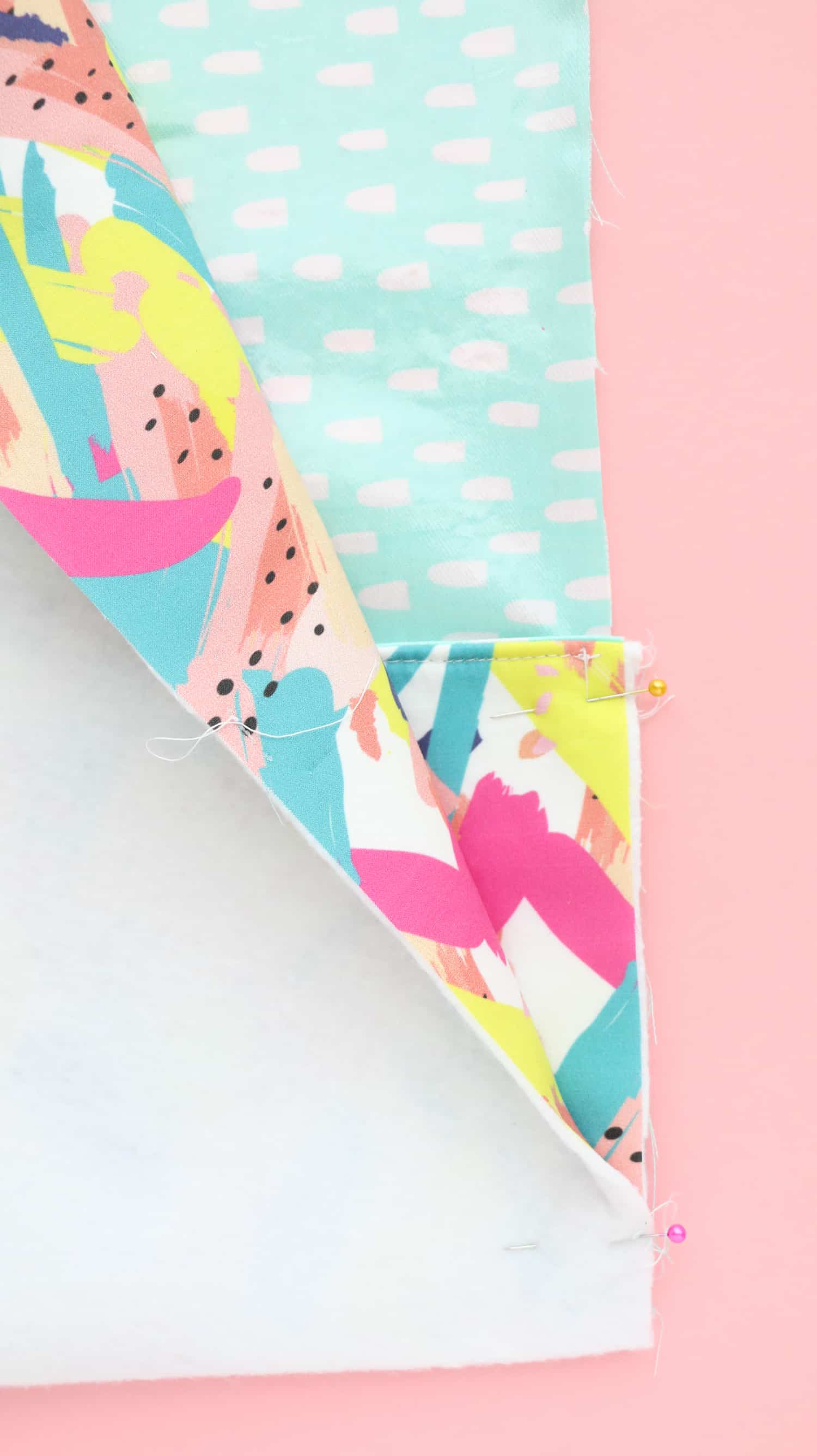 How-to-Sew-a-Waterproof-Diaper-Clutch